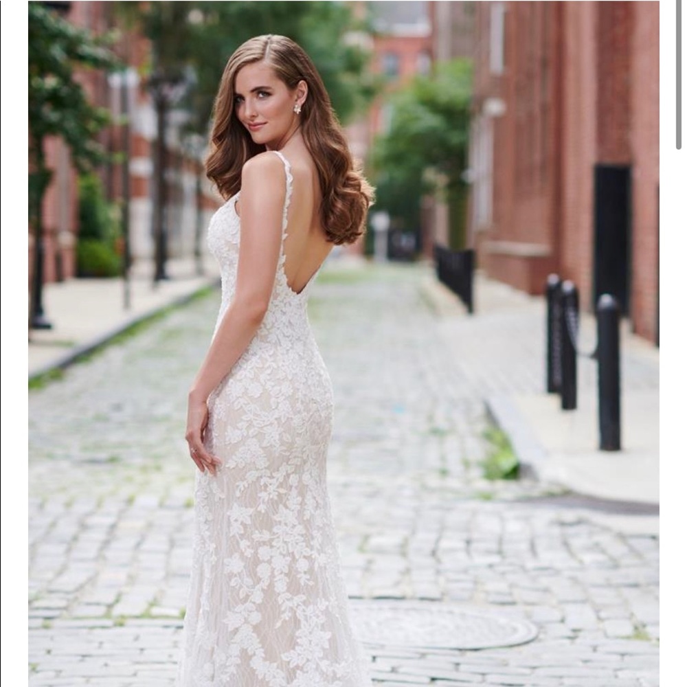 Enchanting by Mon Cheri 120174 Wedding Dress